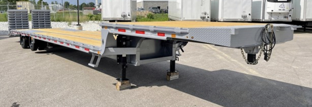 Silver DC Step Deck Trailer